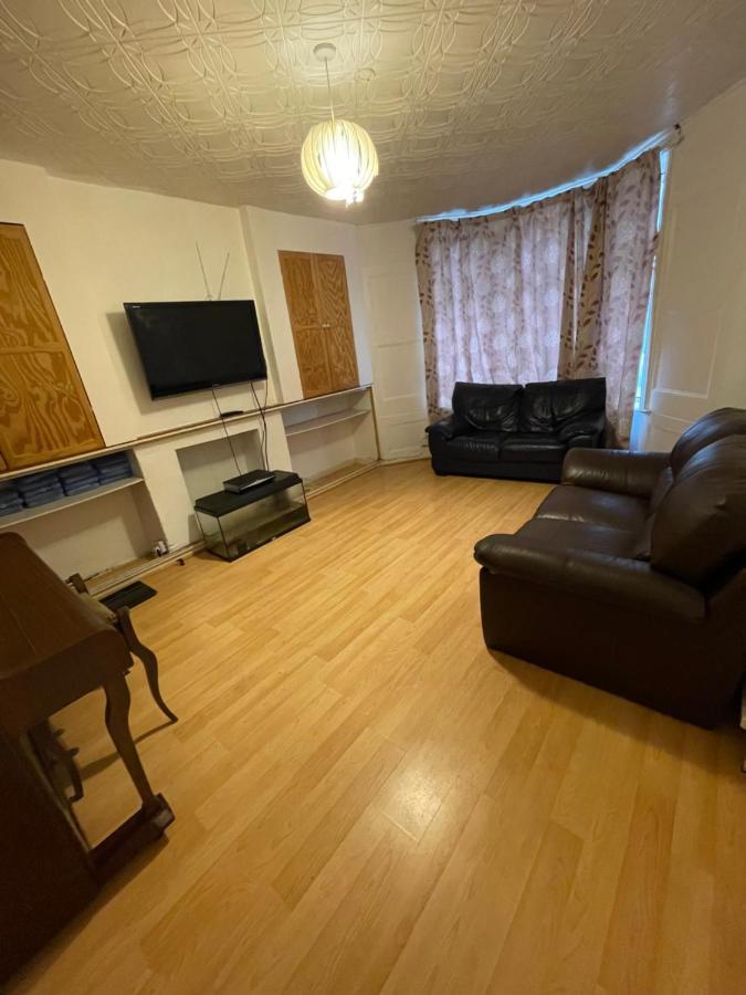 Elmdene Road - Large Room 伦敦 外观 照片