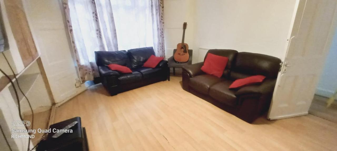 Elmdene Road - Large Room 伦敦 外观 照片